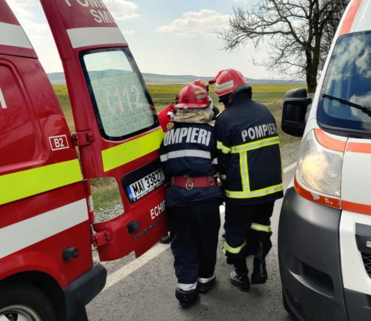 Accident la Câmpu Mare! Trei persoane rănite, una dintre ele este încarcerată
