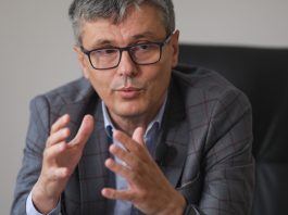 Impunerea cu girul lui Bolojan a lui Virgil Popescu în conducerea PNL Gorj, motiv de scandal în organizație