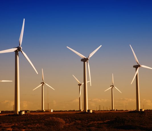 România, fără importuri de energie electrică sămbătă seara. Vântul a ajutat enorm producția