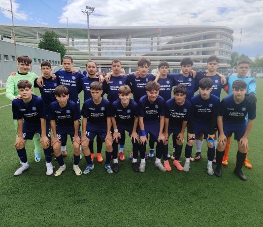 Fotbal: Copiii cresc frumos! Juniorii de la CSM Târgu Jiu, victorii clare în fața celor de la ”Gică Popescu”