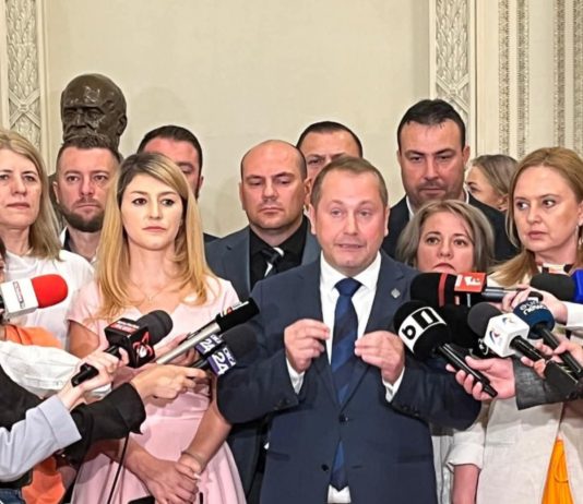 Zeci de parlamentari într-un pol suveranist pro UE. ”Alianța Întâi România”