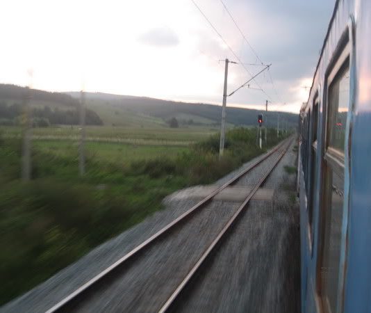 Gorj: Circulația feroviară îngreunată de condițiile meteo. Trei trenuri nu au putut continua deplasarea