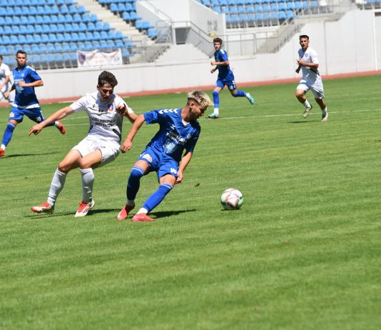 Fotbal – meci amical: CSM Târgu Jiu – Vulturii Fărcășești, luni, de la 11:00. Intrare liberă
