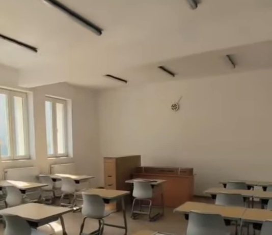 Târgu Jiu: Ca la catalog! Încă o școală reabilitată și dotată. Romanescu a mers pentru a vedea rezultatul lucrărilor