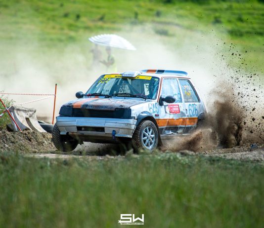 Târgu Jiu: Echipaje din mai multe țări la etapa a V-a a Campionatului Național de Autocross
