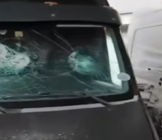 Târgu Jiu: 27 de autovehicule vandalizate. Autorii sunt încă necunoscuți