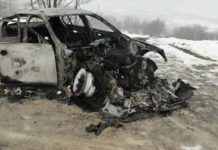 Gorj: I-a ars mașina în drum