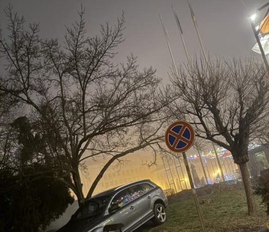Târgu Jiu: Parcare de noapte în buricul târgului