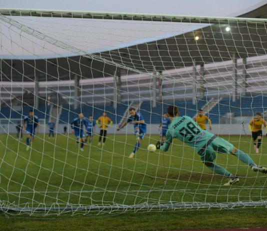 Fotbal – Liga a III-a: CSM Târgu Jiu începe anul cu o victorie. Meci echilibrat, rămân punctele