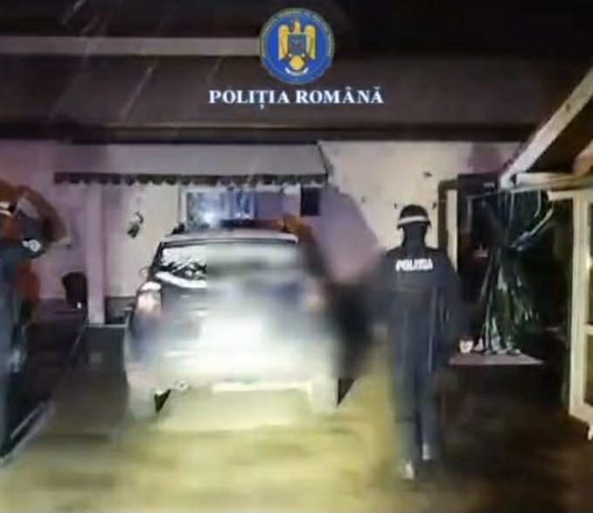 Percheziții la Târgu Jiu și Țicleni