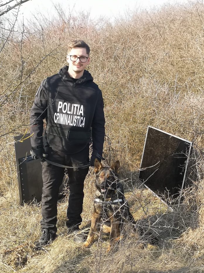 1e2fe30b-103b-4bbb-8009-cf67750a1172