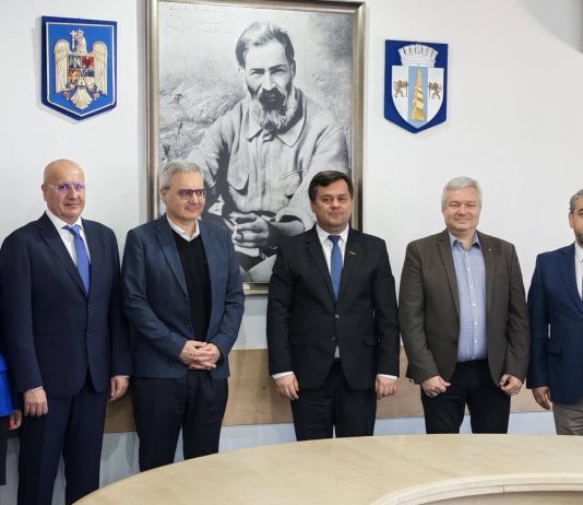 Târgu Jiu: Ambasadorul Franței, vizită la Primăria Municipiului. Discuții cu primarul Romanescu
