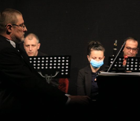 Târgu Jiu: Bijuterii muzicale. Concet Lyra Gorjului, joi seara