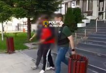 Gorj: A intrat peste ei în casă și a tăiat-o pe mâini și pe picioare