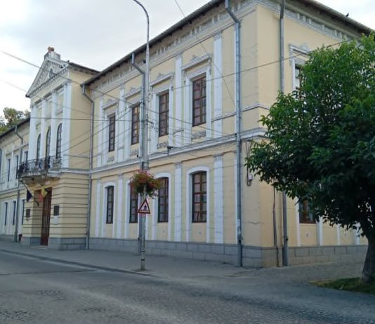 Târgu Jiu: Începe consolidarea și reabilitarea clădirii Muzeului Județean