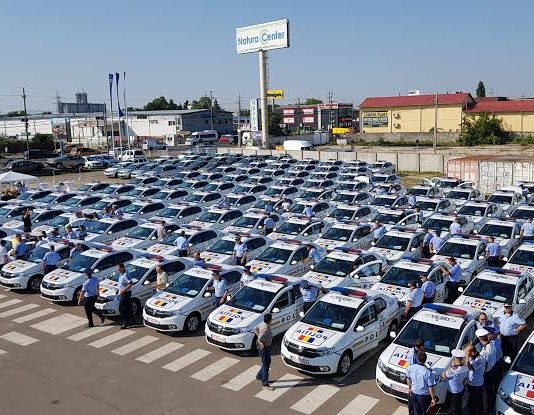 Poliția Română cumpără sute de autospeciale noi. Care este suma bugetată