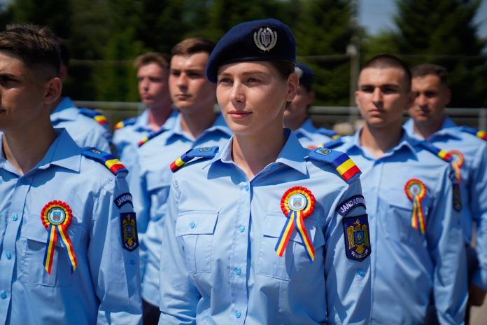 jandarmi dragasani.